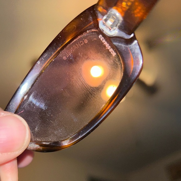Preloved Authentic Chanel Tortoise Shell Sunglasses - Picture 9 of 10